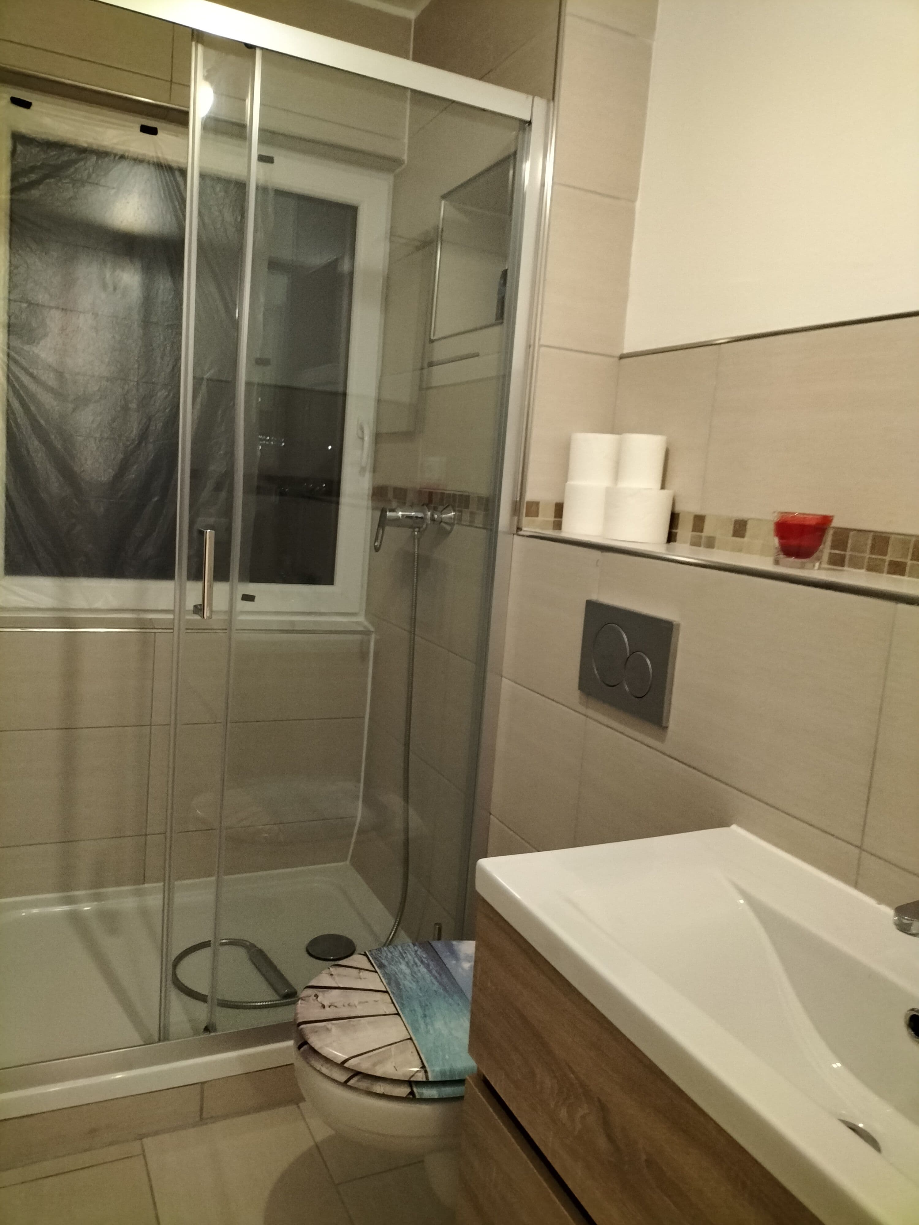 E-13a - Kernsaniertes 3 Zimmer Apartment Bild 5