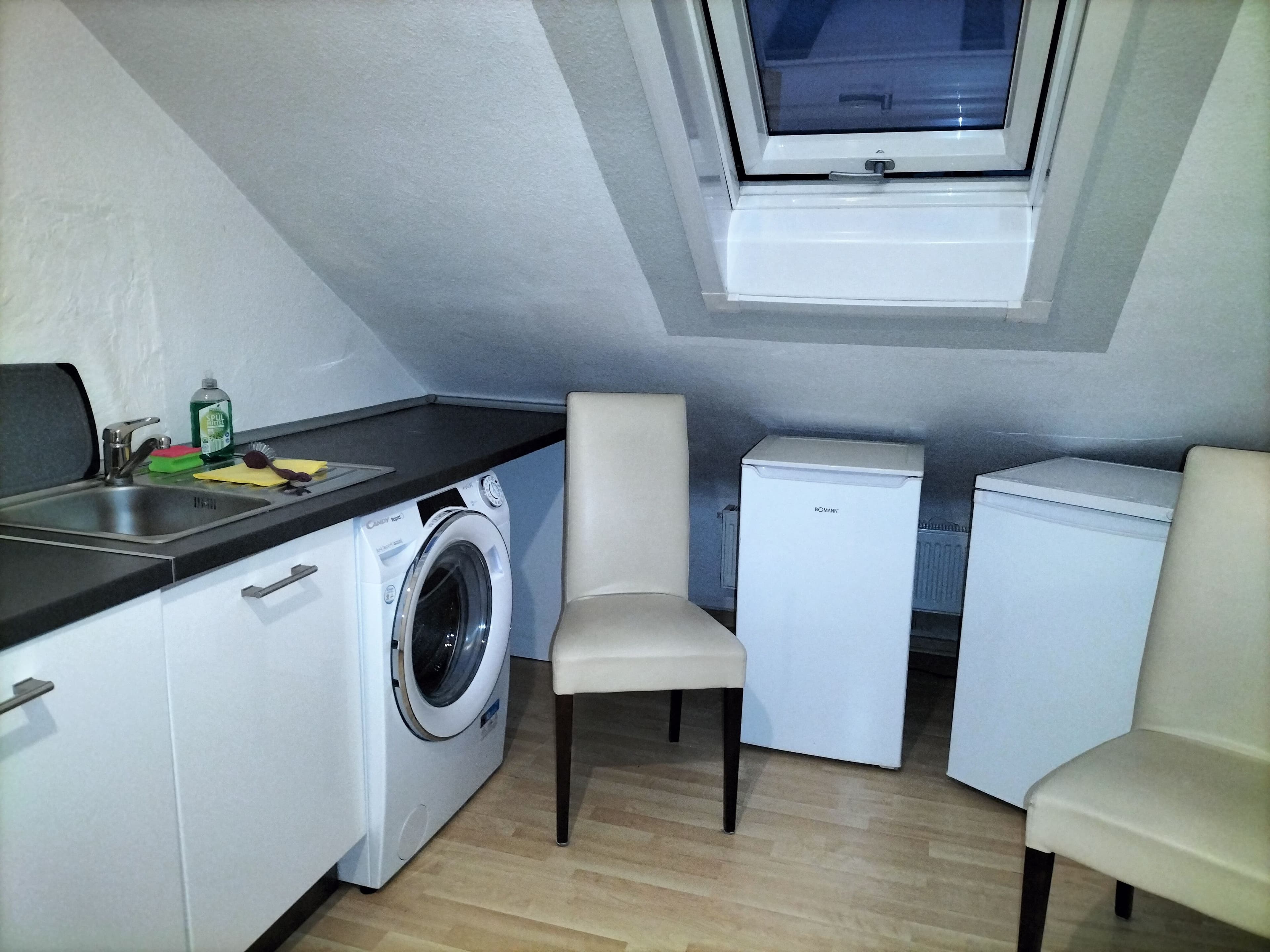 E-13b - gemütliches 2 Zimmer Apartments Bild 2