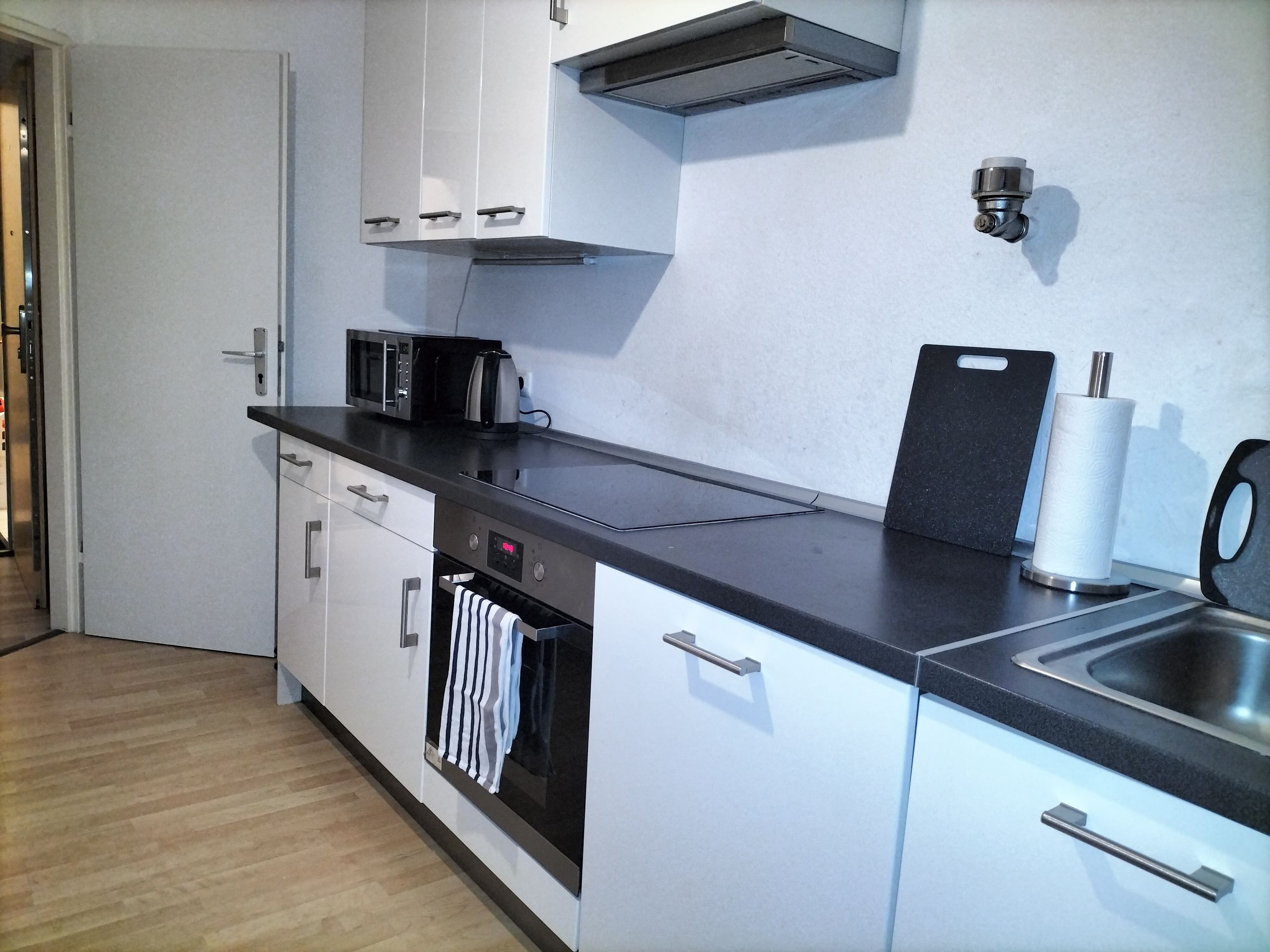 E-13b - gemütliches 2 Zimmer Apartments Bild 3