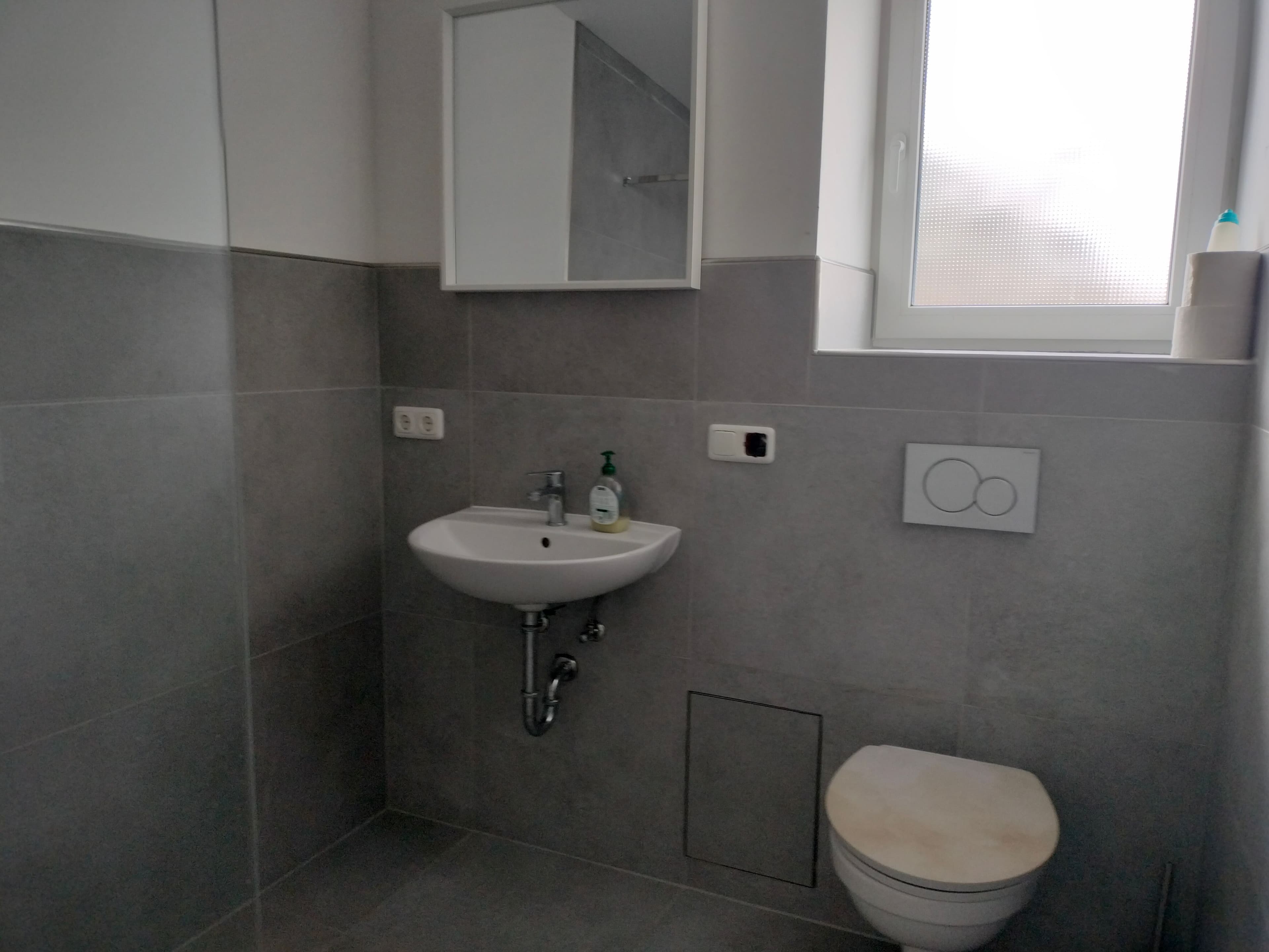 T-24 - Neues 2-Zimmer Apartment in Trebur Bild 2